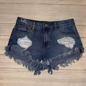 Frayed Hem Blue Denim Shorts - Jean shorts